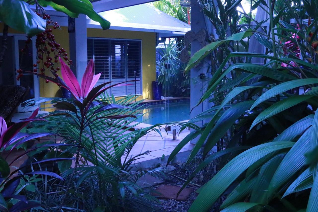Beauty Tiny Walk To Sea Villa Port Douglas Dış mekan fotoğraf